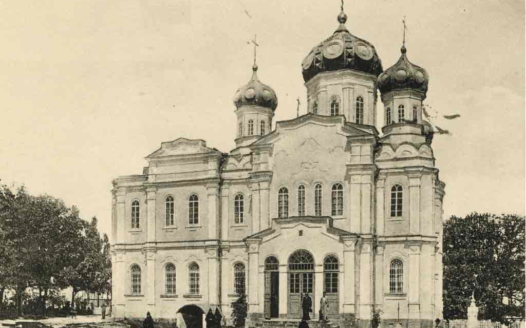 Археологические раскопки на территории монастыря