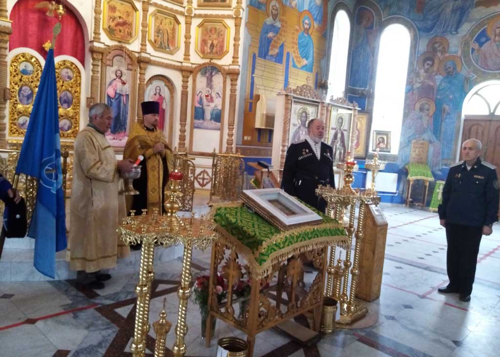 Шесть казаков из Георгиевска приняли присягу - казачью службу