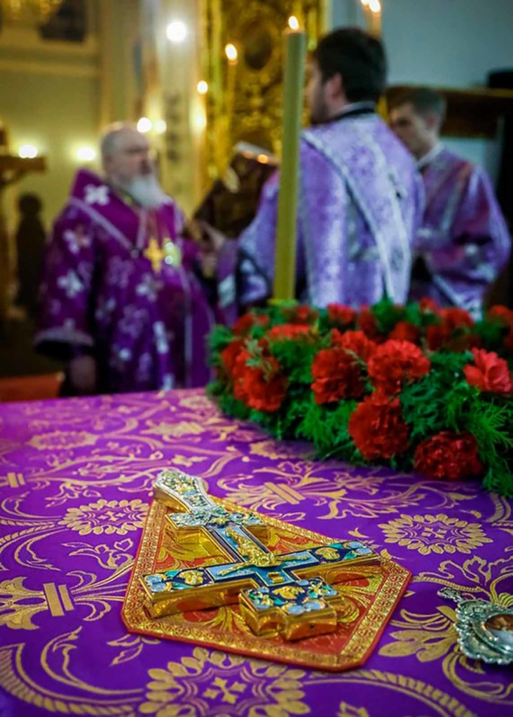 «Преполовение» (половина) Великого поста: Крест